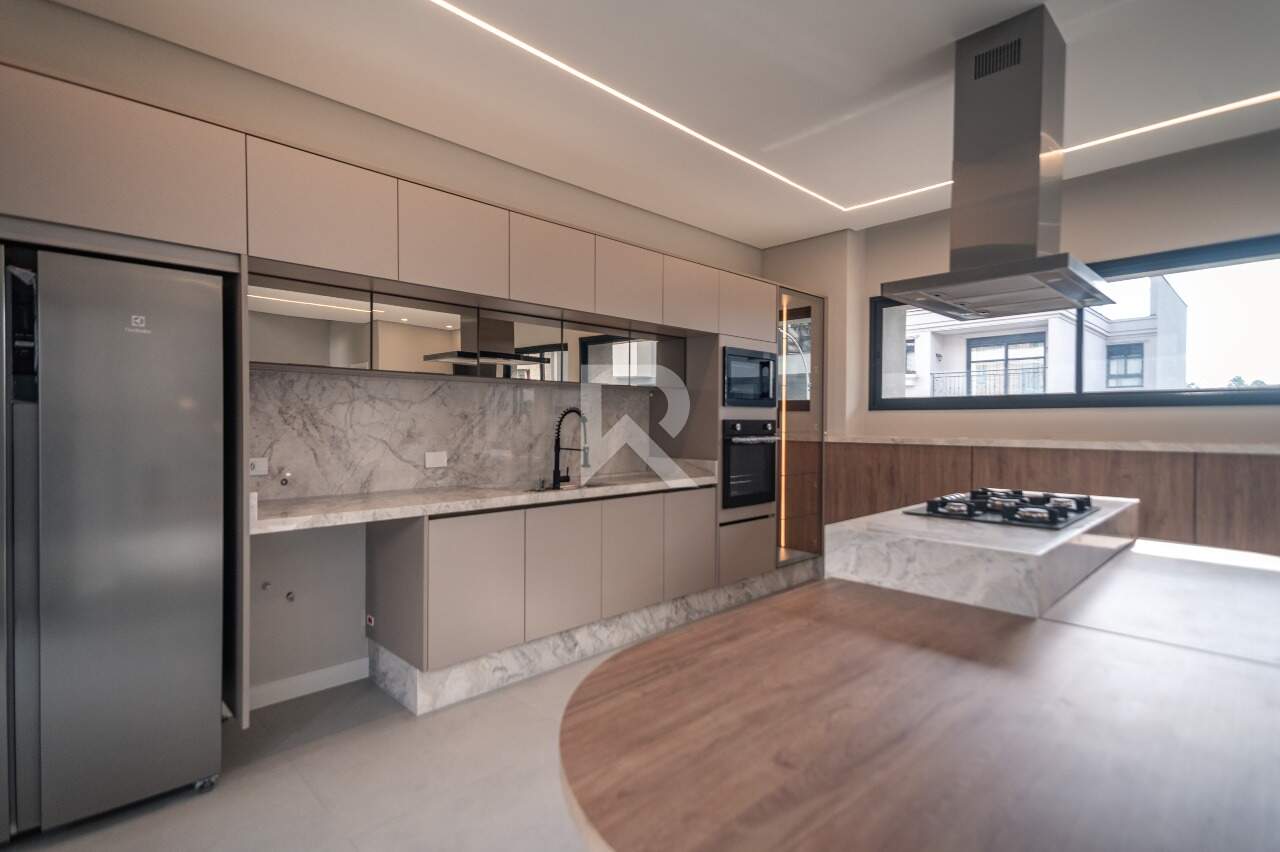 Casa de Condomínio com Vista Livre Definitiva, 3 suítes 3 vagas à venda, 255 m² - Santo Inácio - Curitiba/PR miniatura 8