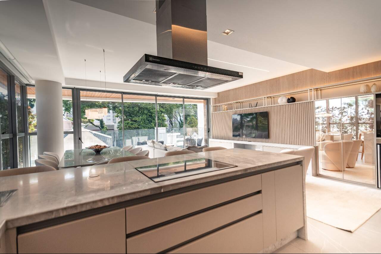 Apartamento Novo, Mobiliado com 3 suítes e 3 vagas para alugar - 153m2 - Água Verde, Curitiba miniatura 5