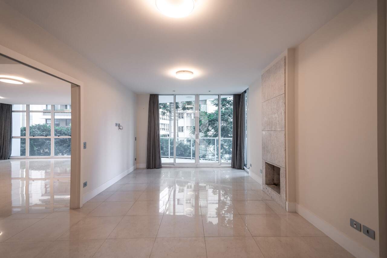 Apartamento de Alto Padrão com 4 Suítes, 4 Vagas, 370m2 para Aluguel– Água Verde – Curitiba/PR miniatura 8