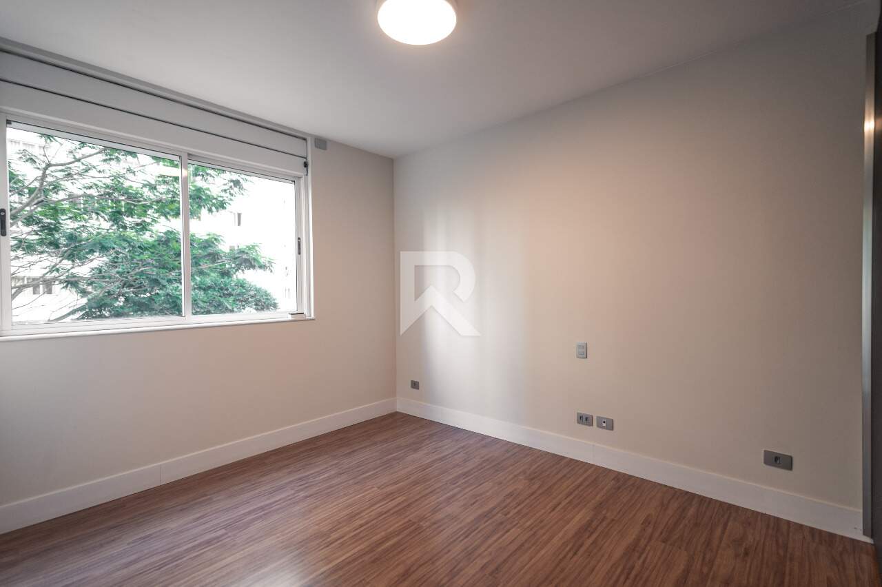 Apartamento de Alto Padrão com 4 Suítes, 4 Vagas, 370m2 para Aluguel– Água Verde – Curitiba/PR miniatura 24