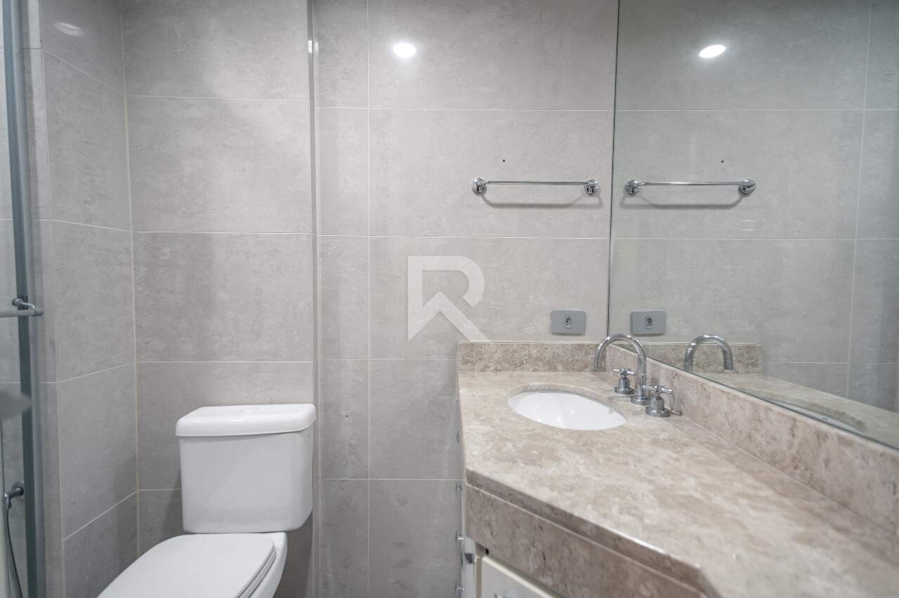Apartamento de Alto Padrão com 4 Suítes, 4 Vagas, 370m2 para Aluguel– Água Verde – Curitiba/PR miniatura 26