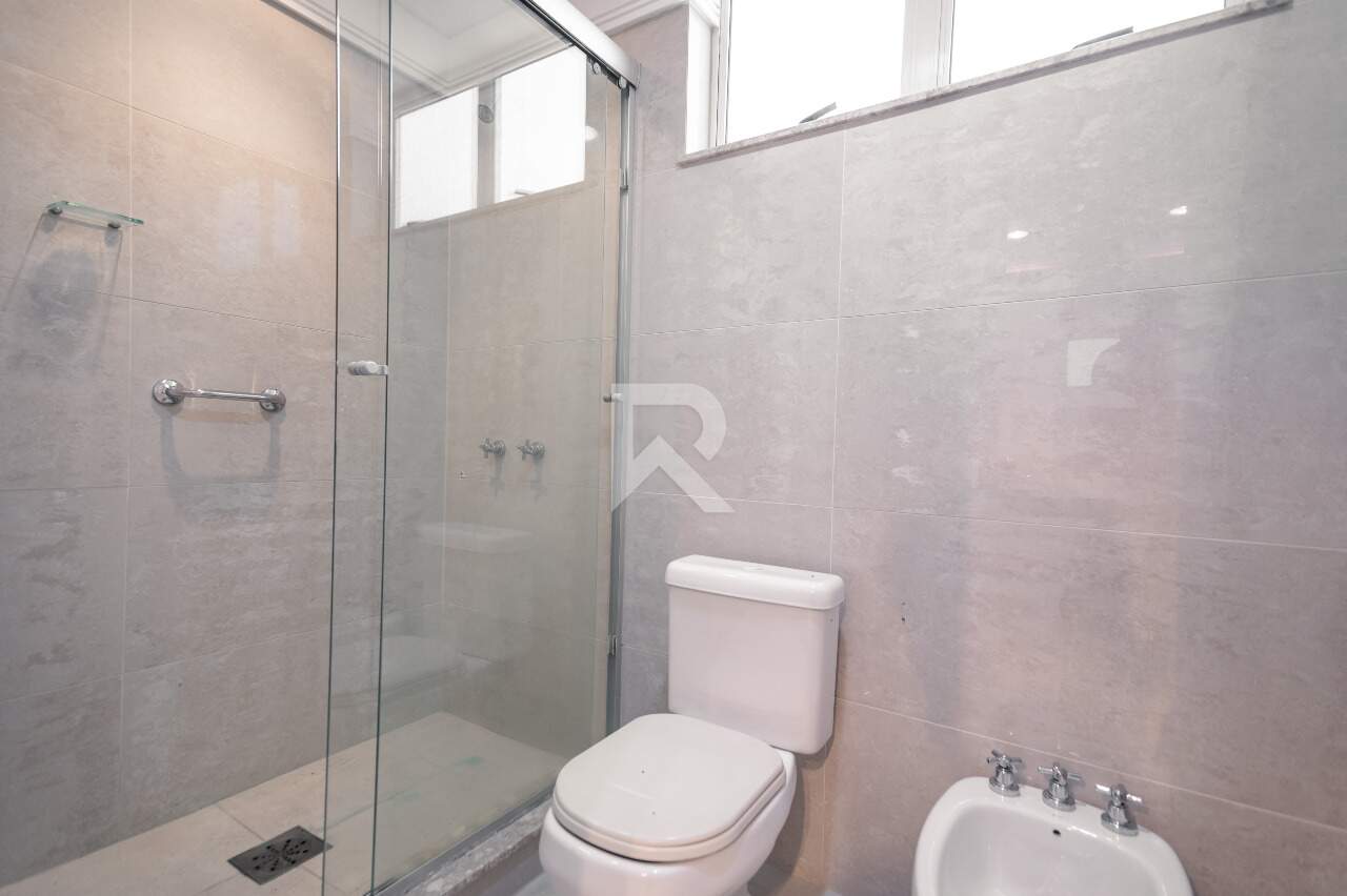 Apartamento de Alto Padrão com 4 Suítes, 4 Vagas, 370m2 para Aluguel– Água Verde – Curitiba/PR miniatura 22