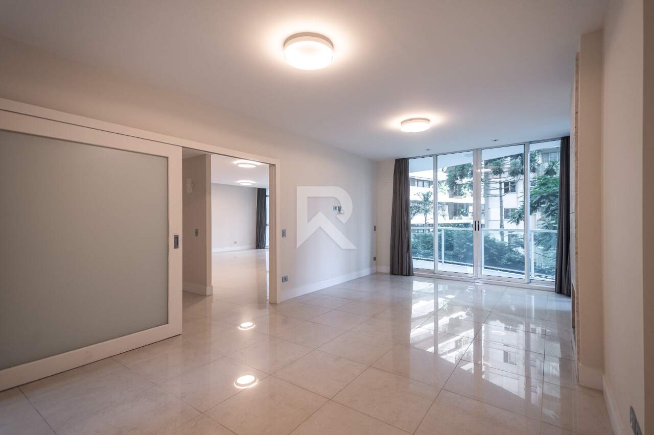 Apartamento de Alto Padrão com 4 Suítes, 4 Vagas, 370m2 para Aluguel– Água Verde – Curitiba/PR miniatura 11