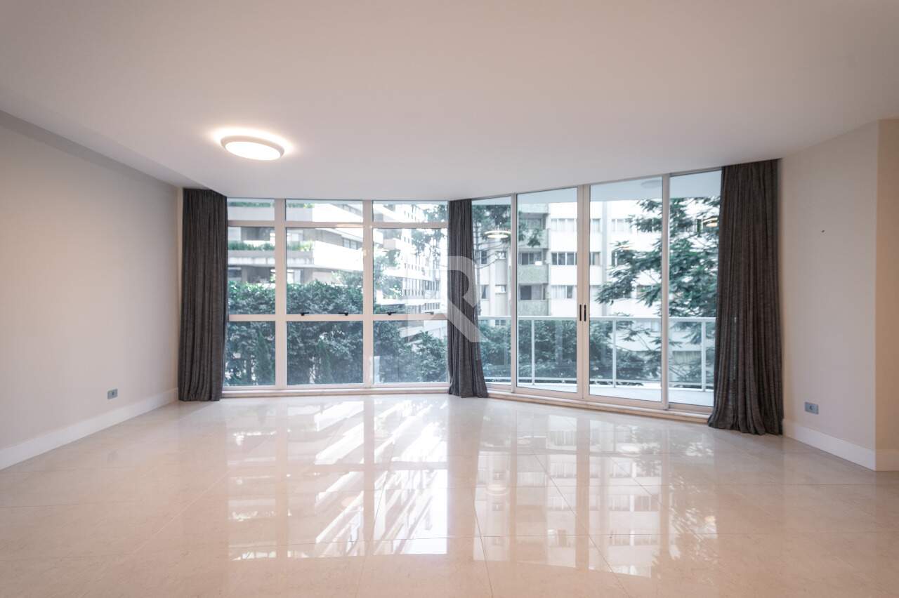 Apartamento de Alto Padrão com 4 Suítes, 4 Vagas, 370m2 para Aluguel– Água Verde – Curitiba/PR miniatura 3