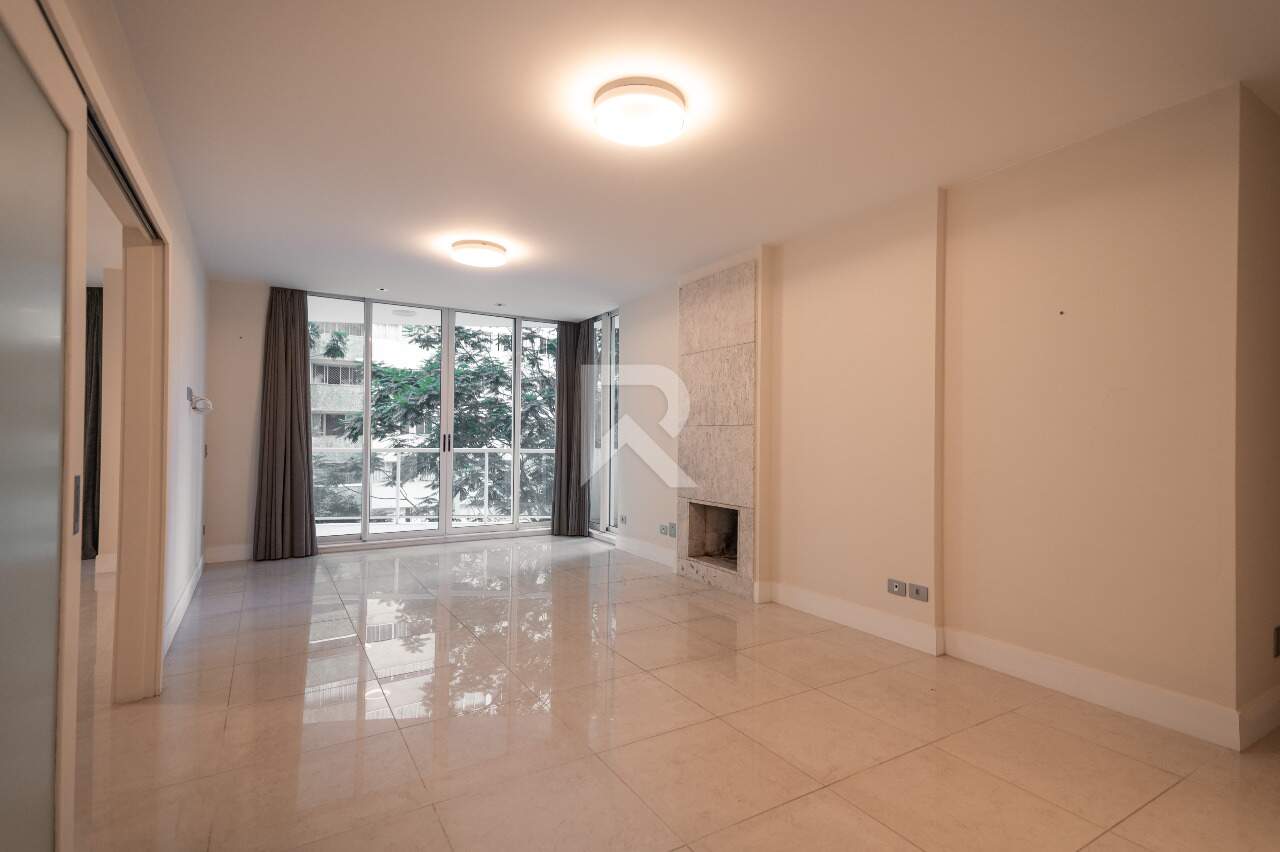Apartamento de Alto Padrão com 4 Suítes, 4 Vagas, 370m2 para Aluguel– Água Verde – Curitiba/PR miniatura 9