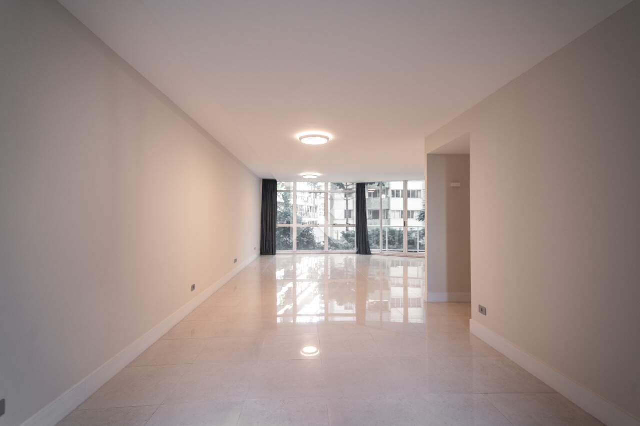 Apartamento de Alto Padrão com 4 Suítes, 4 Vagas, 370m2 para Aluguel– Água Verde – Curitiba/PR miniatura 2