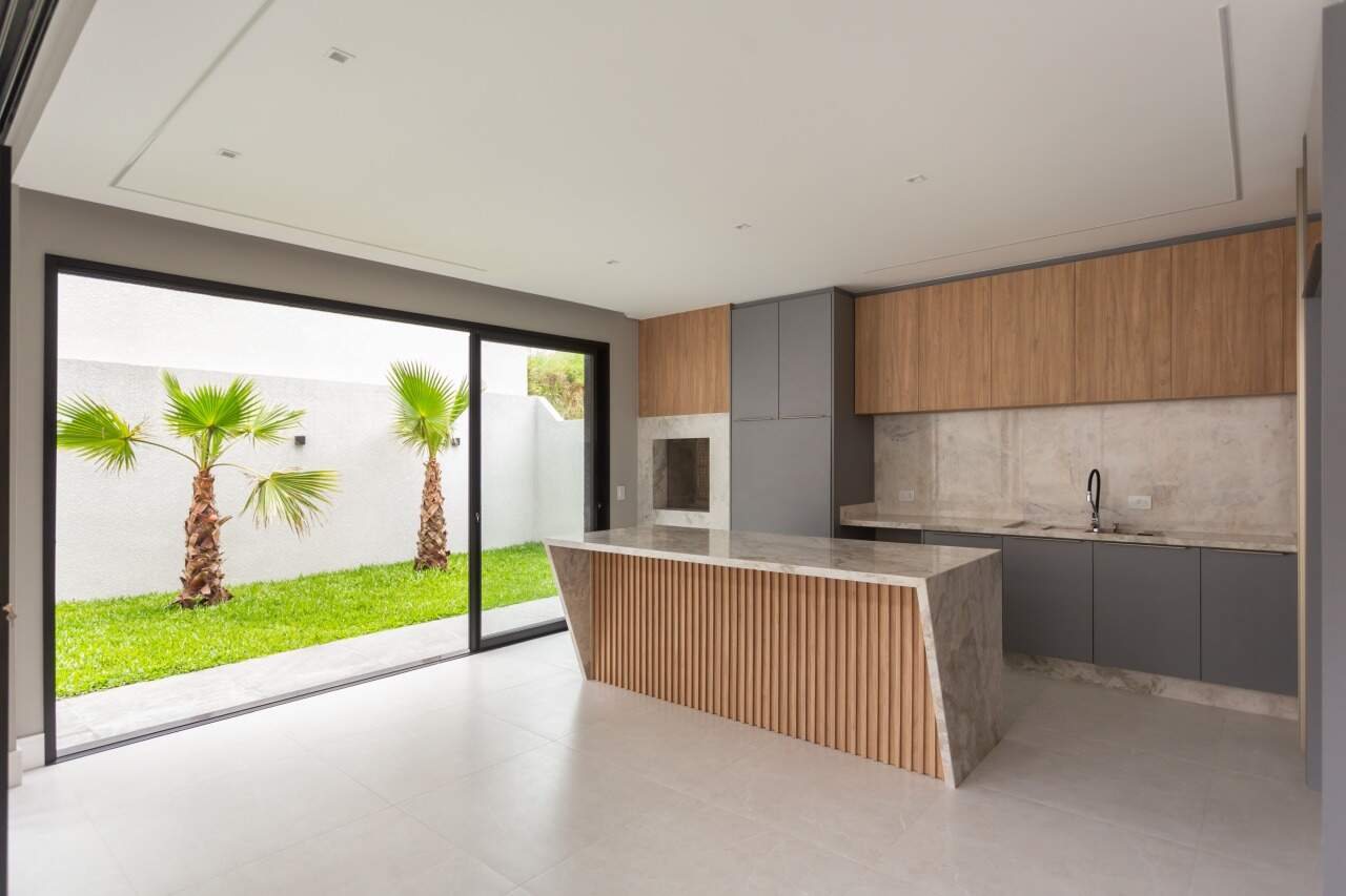 Casa de Condomínio com Vista Livre, 3 Suítes 4 Vagas à venda, 292 m² - Tingui - Curitiba/PR miniatura 9