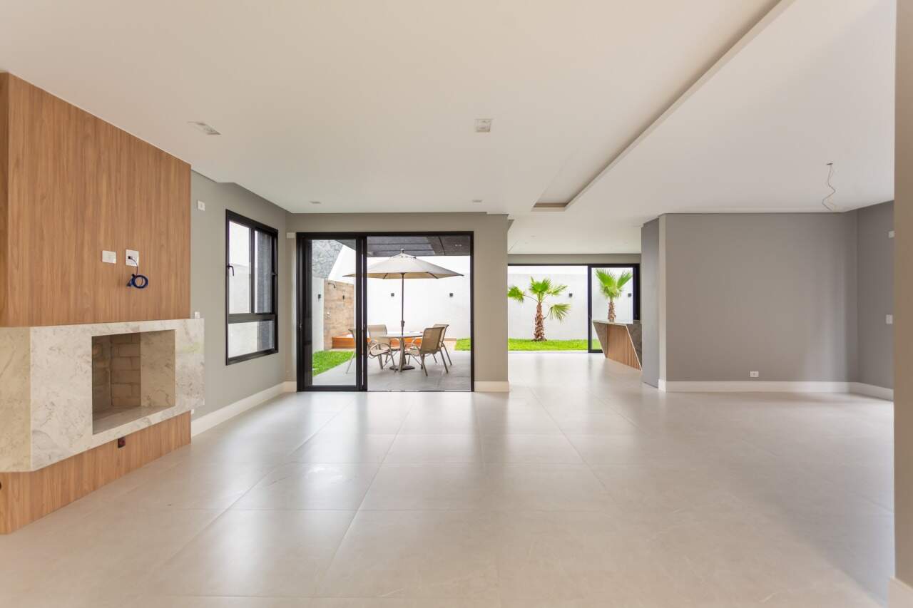 Casa de Condomínio com Vista Livre, 3 Suítes 4 Vagas à venda, 292 m² - Tingui - Curitiba/PR miniatura 8