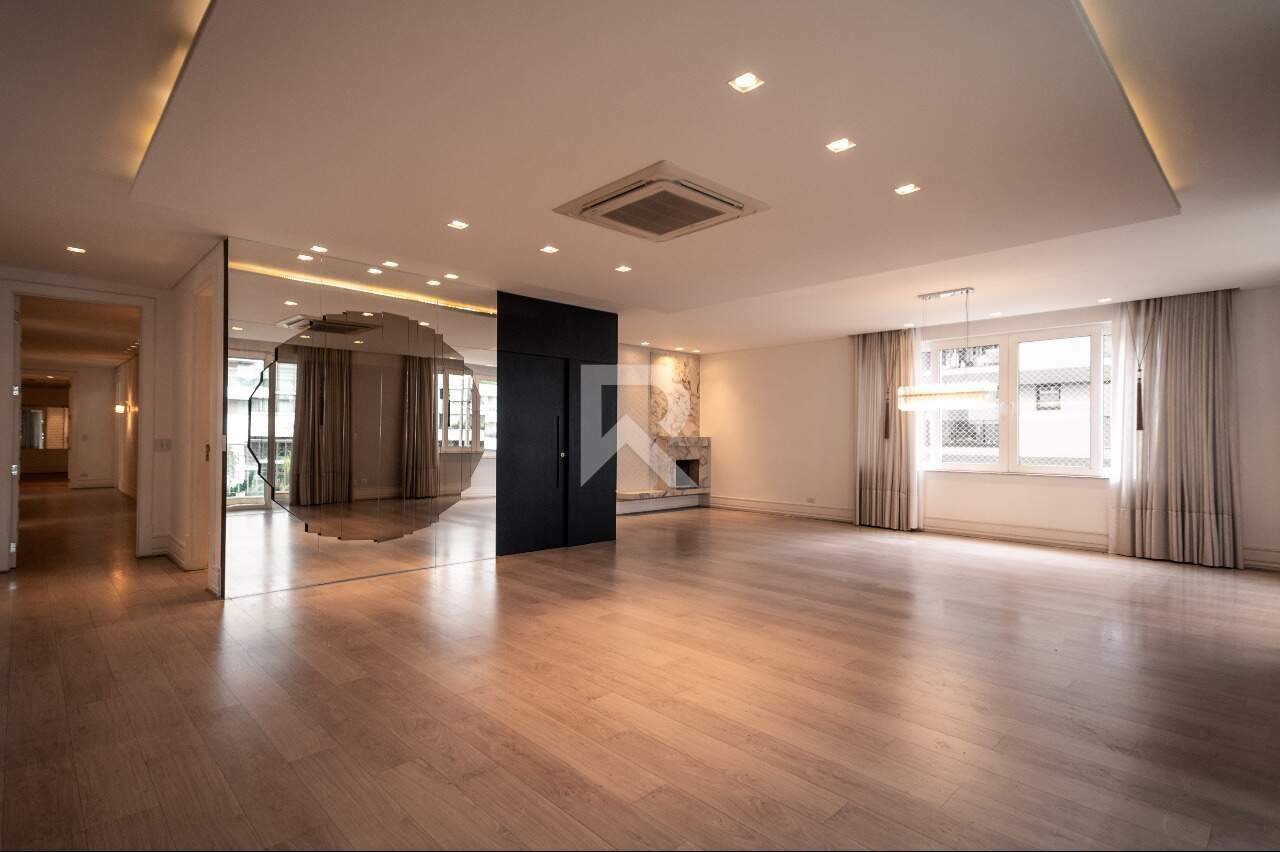 Apartamento Alto Padrão Semi Mobiliado com 3 Suítes 5 Vagas para Venda, 344 m² – Batel – Curitiba/PR