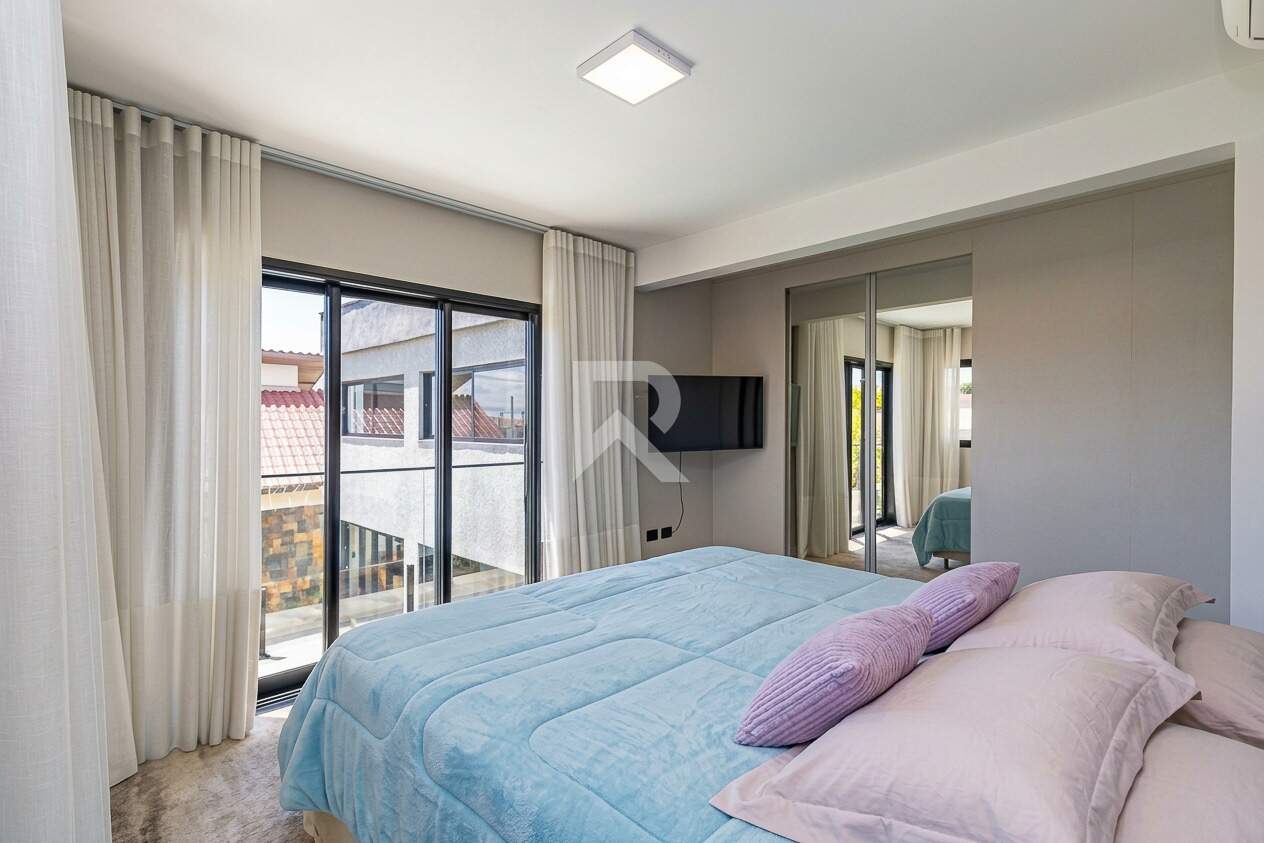 Casa em Condomínio Mobiliada com Piscina Privativa, 3 Quartos 2 Vagas para Locação, 280 m² – Santa Felicidade – Curitiba/PR miniatura 29