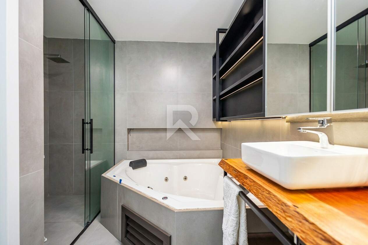Casa em Condomínio Mobiliada com Piscina Privativa, 3 Quartos 2 Vagas para Locação, 280 m² – Santa Felicidade – Curitiba/PR miniatura 33