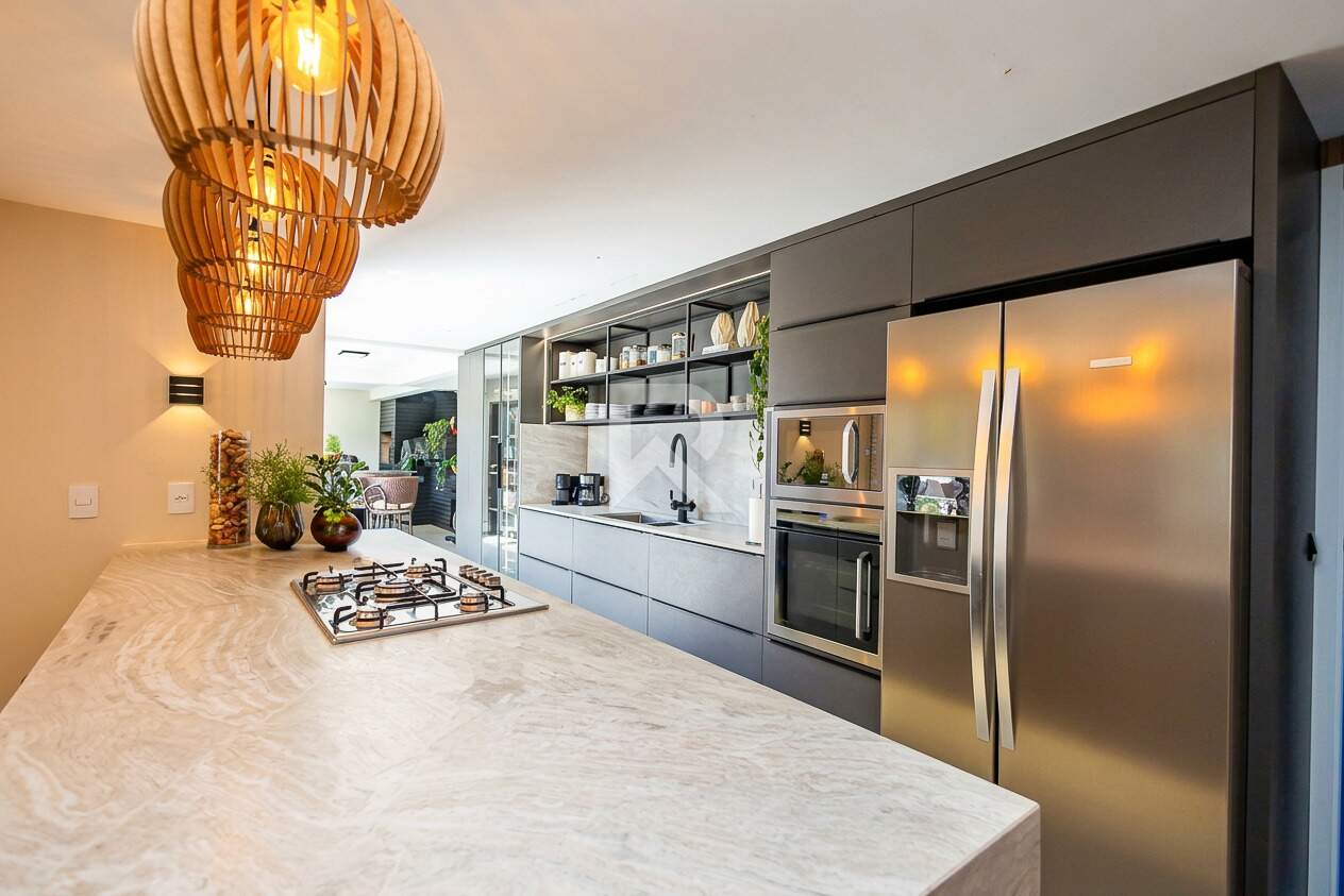 Casa em Condomínio Mobiliada com Piscina Privativa, 4 Quartos 4 Vagas para Venda, 294 m² – Santa Felicidade – Curitiba/PR miniatura 11