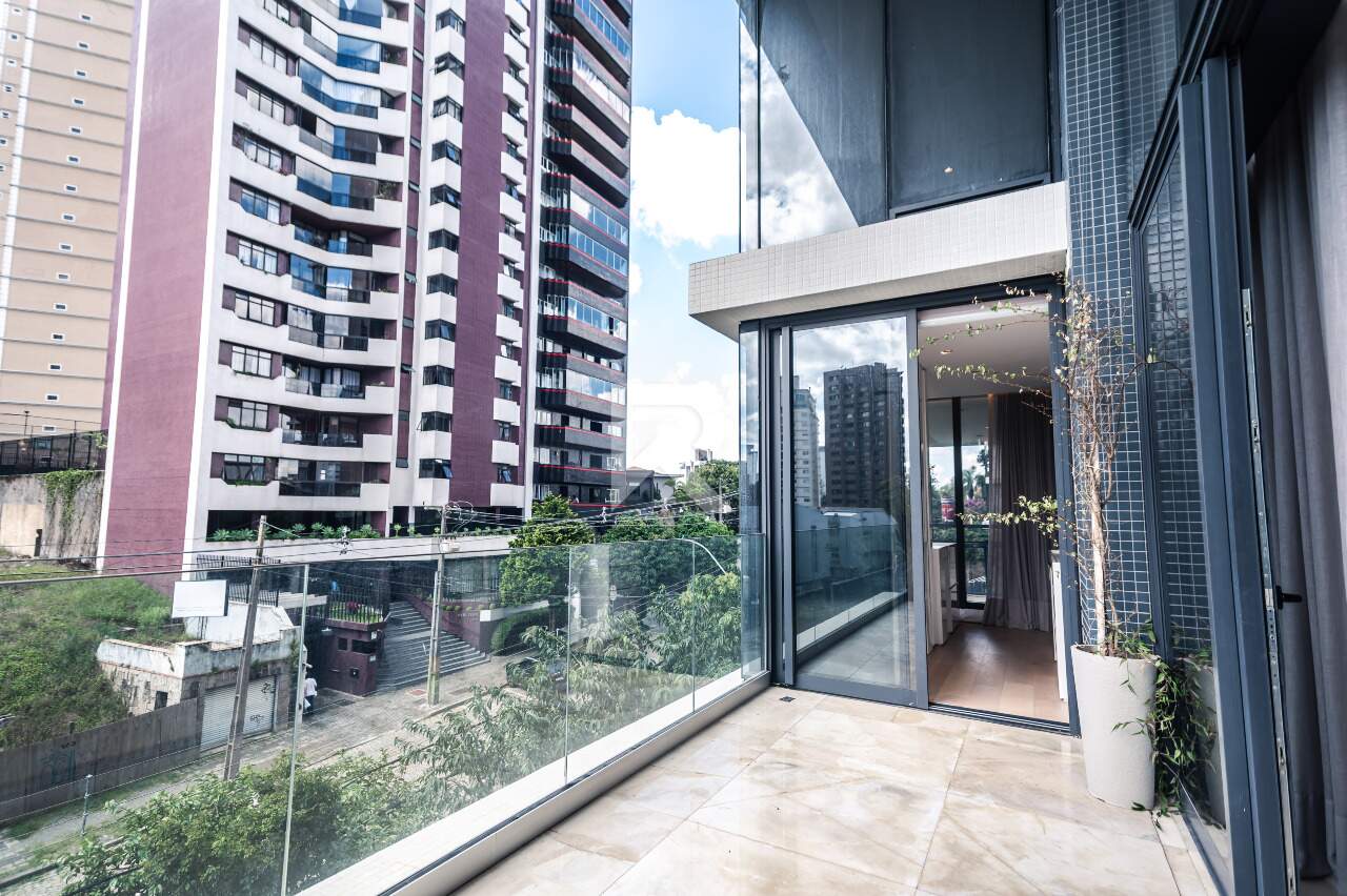 Apartamento em Cond. de Luxo com 3 Suítes, 3 Vagas e 224m² para Venda – Cabral – Curitiba/PR miniatura 5