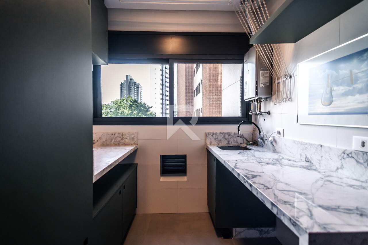 Apartamento em Cond. de Luxo com 3 Suítes, 3 Vagas e 224m² para Venda – Cabral – Curitiba/PR miniatura 18