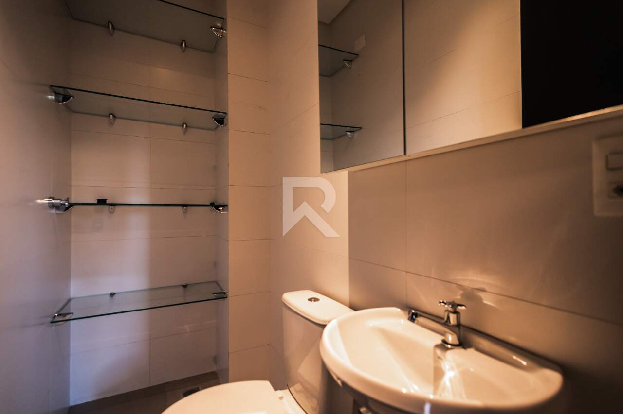 Apartamento em Cond. de Luxo com 3 Suítes, 3 Vagas e 224m² para Venda – Cabral – Curitiba/PR miniatura 19
