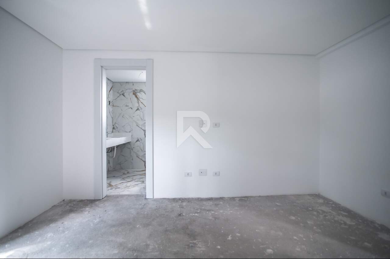 Sobrado com Jardim, 3 quartos 2 vagas à venda, 196 m² - Mercês - Curitiba/PR miniatura 17