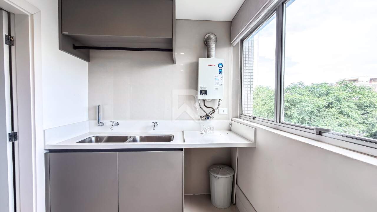 Apartamento Semi Mobiliado com Vista Livre, 2 Suítes 2 Vagas para Locação, 256 m² – Batel – Curitiba/PR miniatura 14