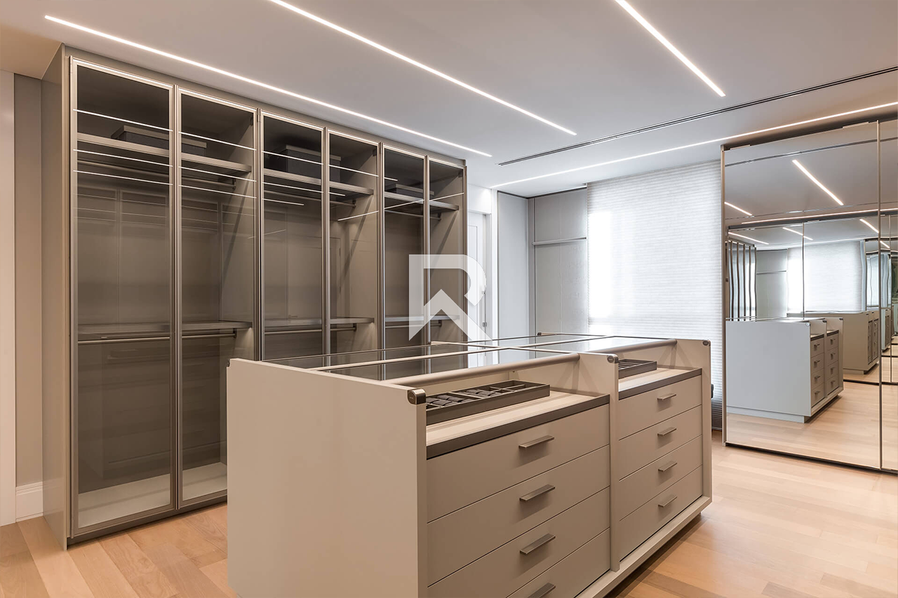 Mansão Suspensa com Heliponto e Piscina Particular com 874m² no Palazzo Lumini, em Curitiba miniatura 22