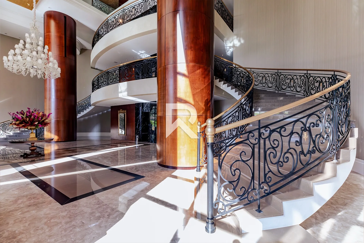 Mansão Suspensa com Heliponto e Piscina Particular com 874m² no Palazzo Lumini, em Curitiba miniatura 2