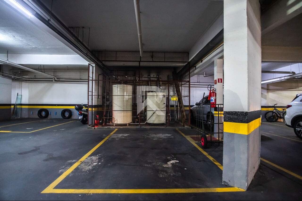 Apartamento com Elevador Privativo, Vista Livre, 4 quartos e 4 vagas para locação, 200 m² - Mossunguê - Curitiba/PR miniatura 50