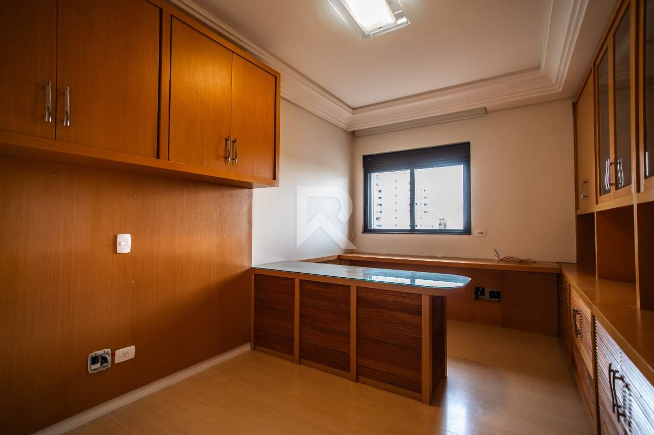 Apartamento com Elevador Privativo, Vista Livre, 4 quartos e 4 vagas para locação, 200 m² - Mossunguê - Curitiba/PR miniatura 30