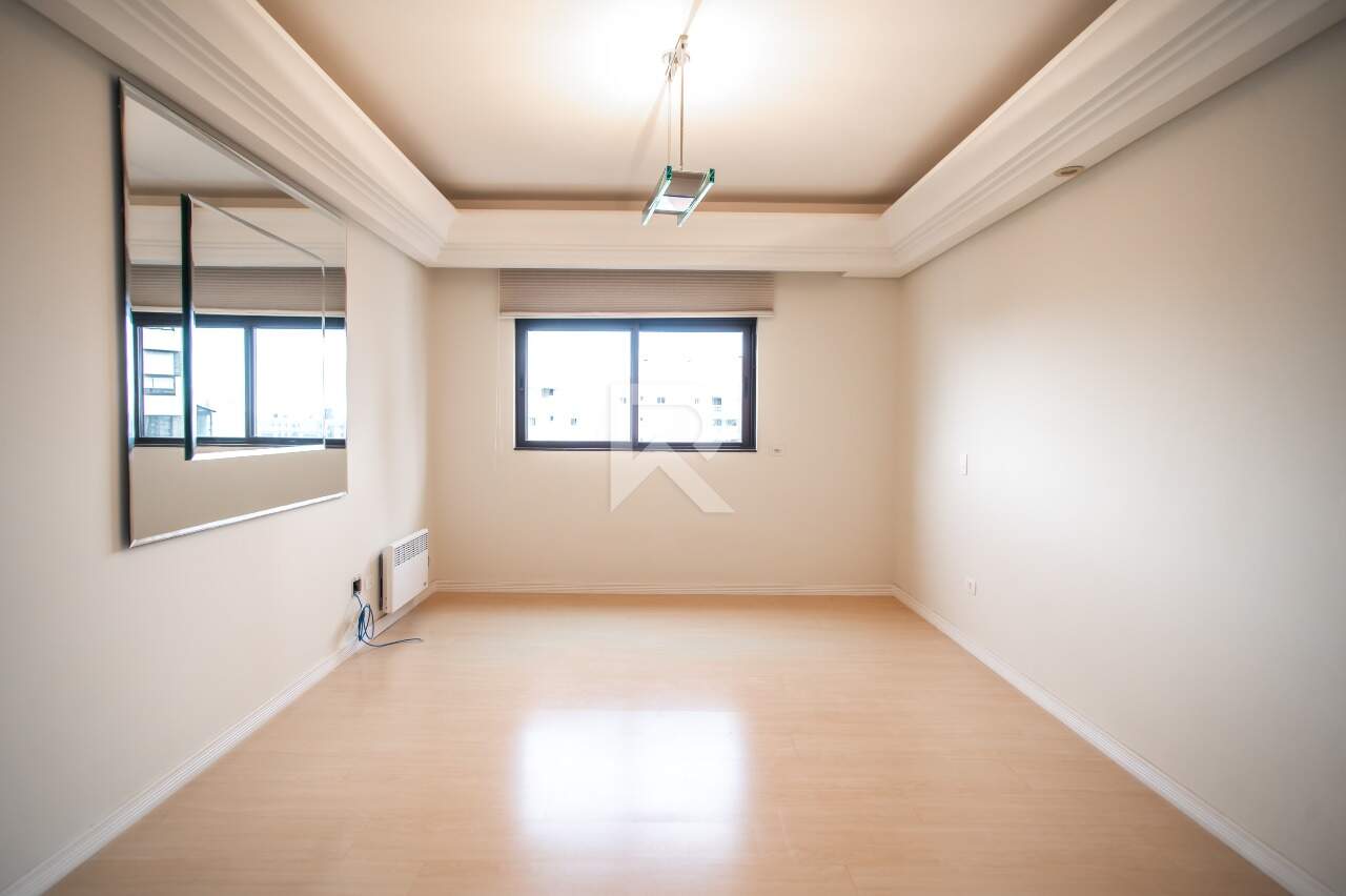 Apartamento com Elevador Privativo, Vista Livre, 4 quartos e 4 vagas para locação, 200 m² - Mossunguê - Curitiba/PR miniatura 24