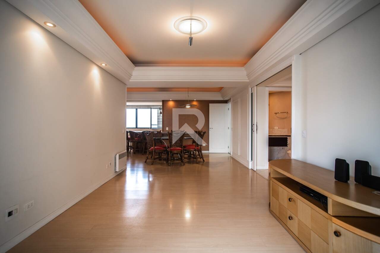 Apartamento com Elevador Privativo, Vista Livre, 4 quartos e 4 vagas para locação, 200 m² - Mossunguê - Curitiba/PR miniatura 7