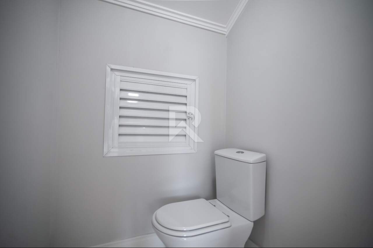 Triplex em Condomínio com Garden Privativo, 3 suítes e 4 vagas – Santo Inácio - Curitiba/PR miniatura 31