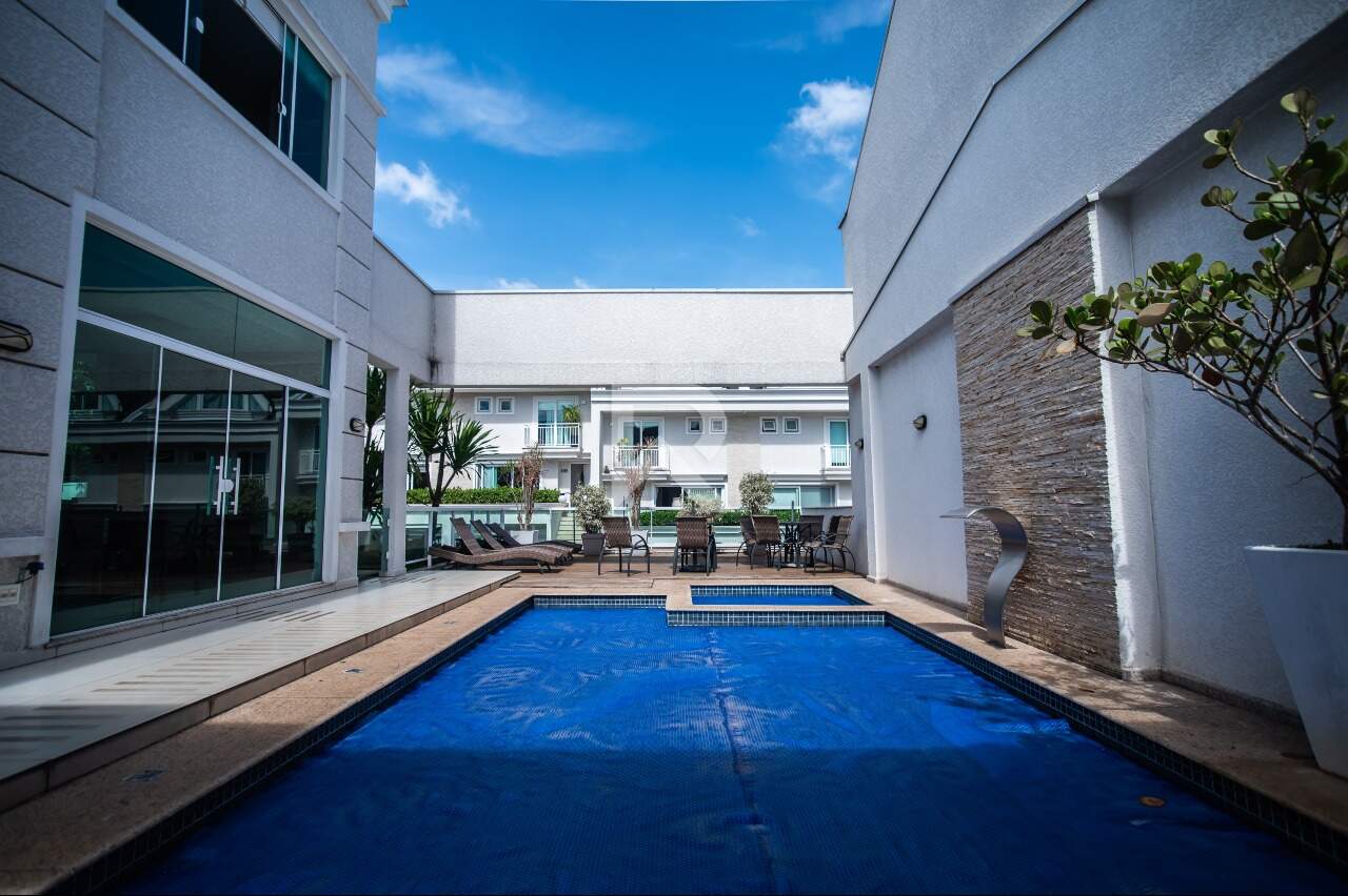 Triplex em Condomínio com Garden Privativo, 3 suítes e 4 vagas – Santo Inácio - Curitiba/PR miniatura 41