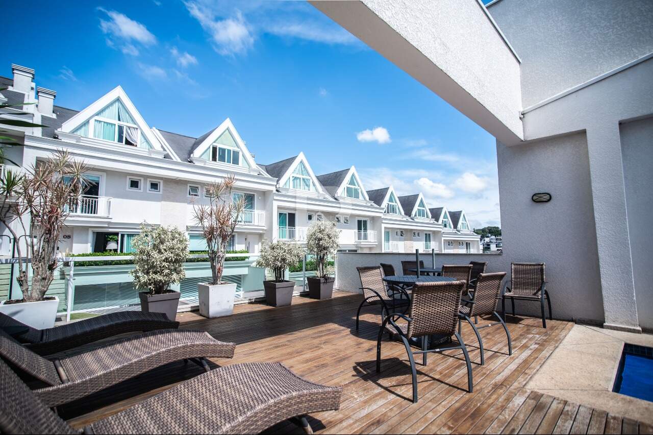 Triplex em Condomínio com Garden Privativo, 3 suítes e 4 vagas – Santo Inácio - Curitiba/PR miniatura 38