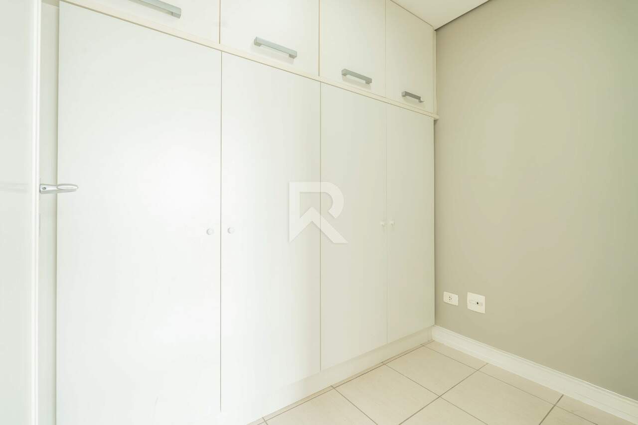 Apartamento Semi Mobiliado com 4 Suítes 3 Vagas à venda, 241 m² – Água Verde – Curitiba/PR miniatura 14