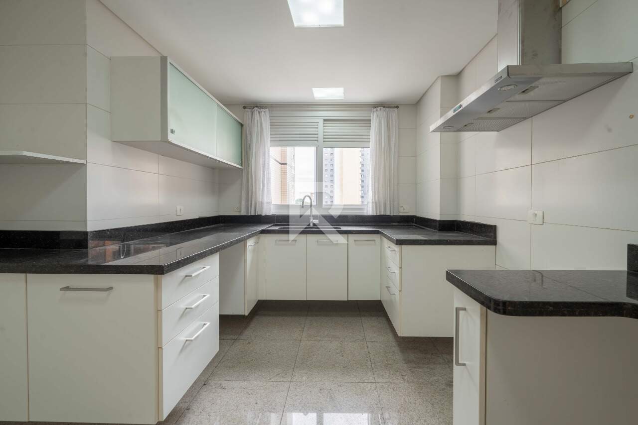 Apartamento Semi Mobiliado com 4 Suítes 3 Vagas à venda, 241 m² – Água Verde – Curitiba/PR miniatura 11