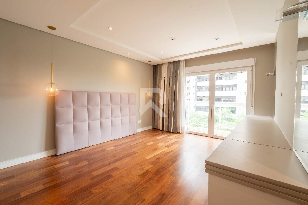 Apartamento Semi Mobiliado com 4 Suítes 3 Vagas à venda, 241 m² – Água Verde – Curitiba/PR miniatura 28