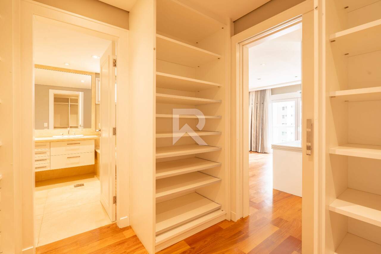 Apartamento Semi Mobiliado com 4 Suítes 3 Vagas à venda, 241 m² – Água Verde – Curitiba/PR miniatura 31
