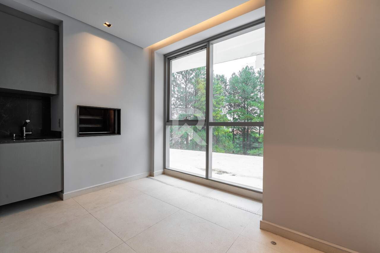 Apartamento Semi Mobiliado em Cond Clube de Alto Padrão para alugar com 198m², 3 suítes, Varanda gourmet e 3 vagas | Bigorrilho, Curitiba miniatura 13