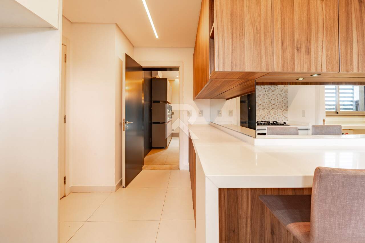 Apartamento Semi Mobiliado em Cond Clube de Alto Padrão para alugar com 198m², 3 suítes, Varanda gourmet e 3 vagas | Bigorrilho, Curitiba miniatura 20