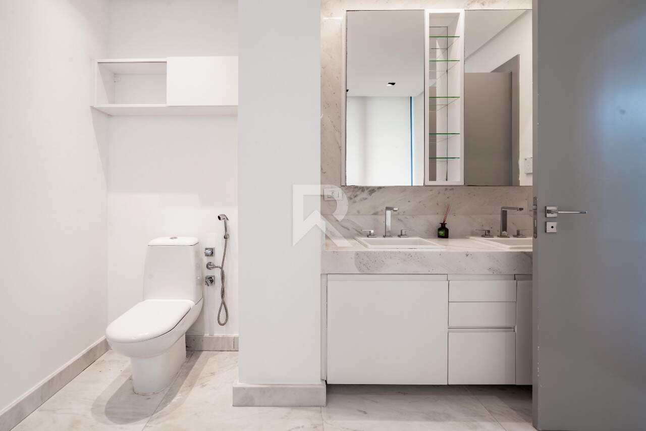 Apartamento Semi Mobiliado em Cond Clube de Alto Padrão para alugar com 198m², 3 suítes, Varanda gourmet e 3 vagas | Bigorrilho, Curitiba miniatura 6