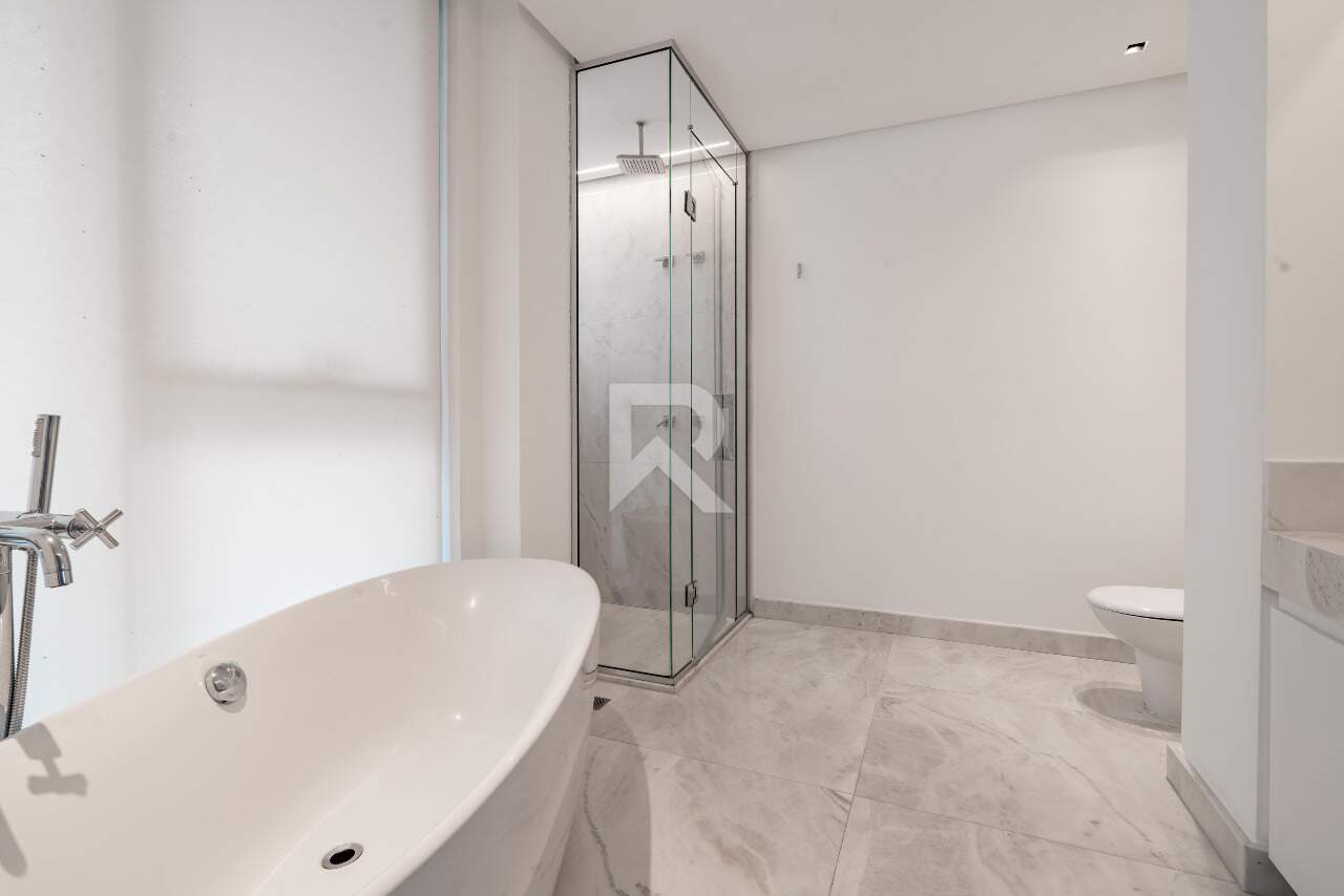 Apartamento Semi Mobiliado em Cond Clube de Alto Padrão para alugar com 198m², 3 suítes, Varanda gourmet e 3 vagas | Bigorrilho, Curitiba miniatura 4