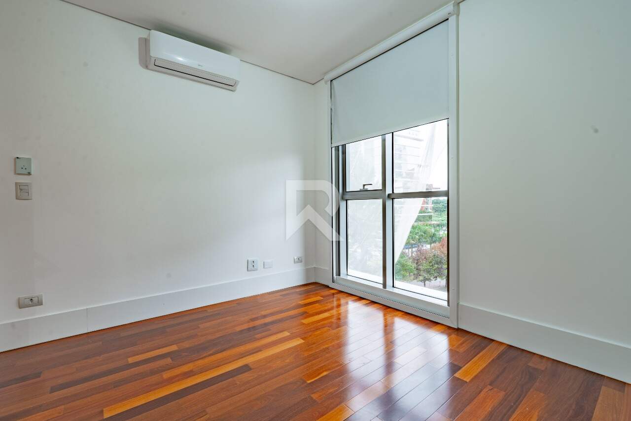 Apartamento Semi Mobiliado em Cond Clube de Alto Padrão para alugar com 198m², 3 suítes, Varanda gourmet e 3 vagas | Bigorrilho, Curitiba miniatura 29