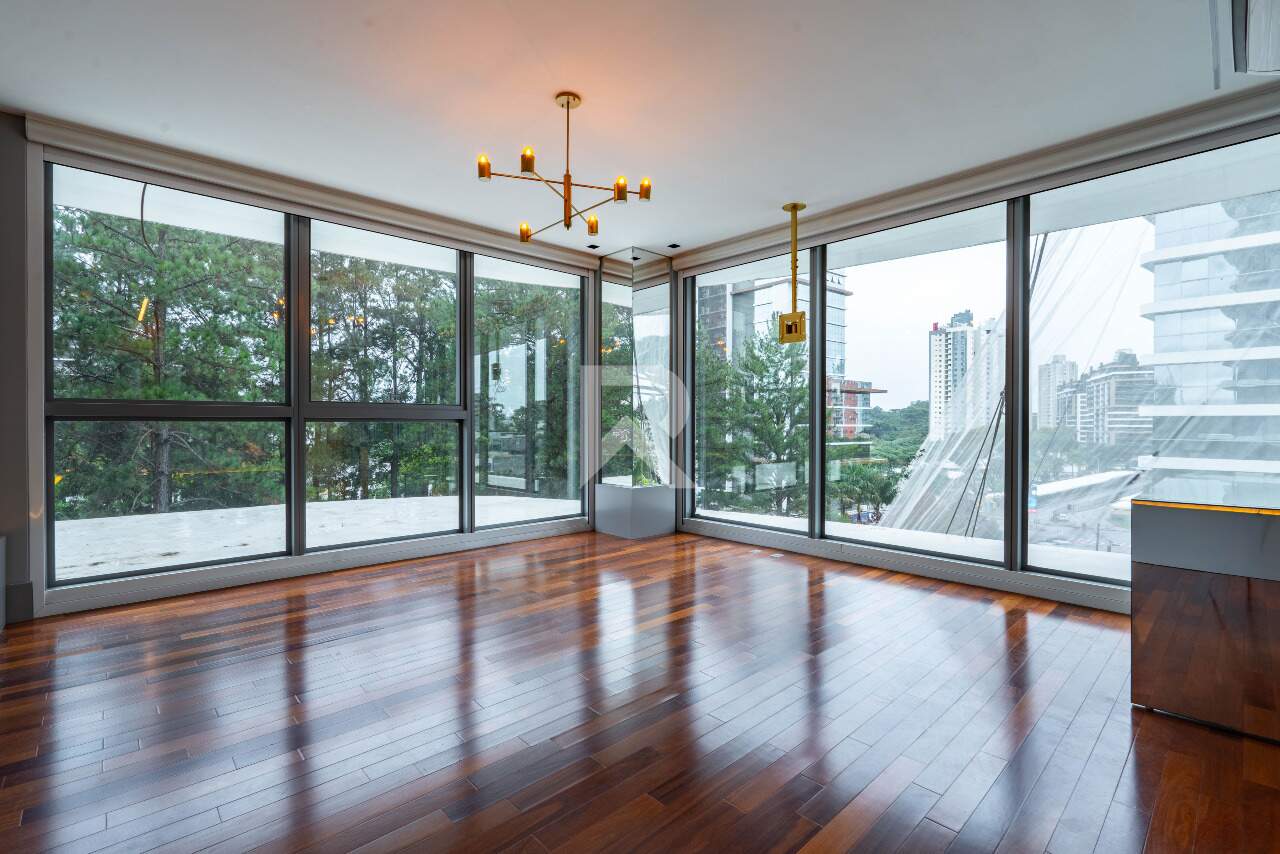 Apartamento Semi Mobiliado em Cond Clube de Alto Padrão para alugar com 198m², 3 suítes, Varanda gourmet e 3 vagas | Bigorrilho, Curitiba miniatura 3