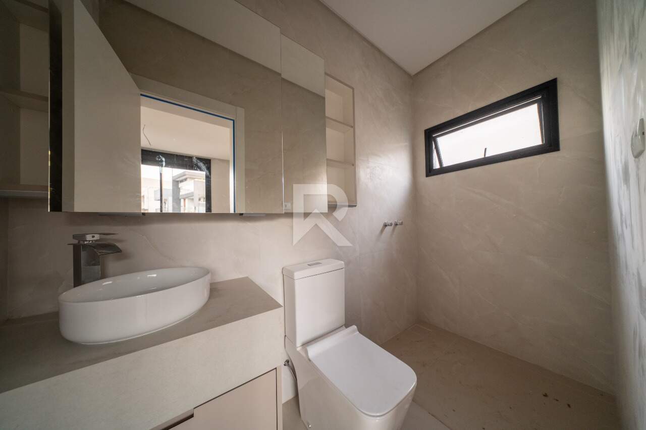 Casa com 250m2 privativos Quintal | 3 suítes | Condomínio miniatura 41