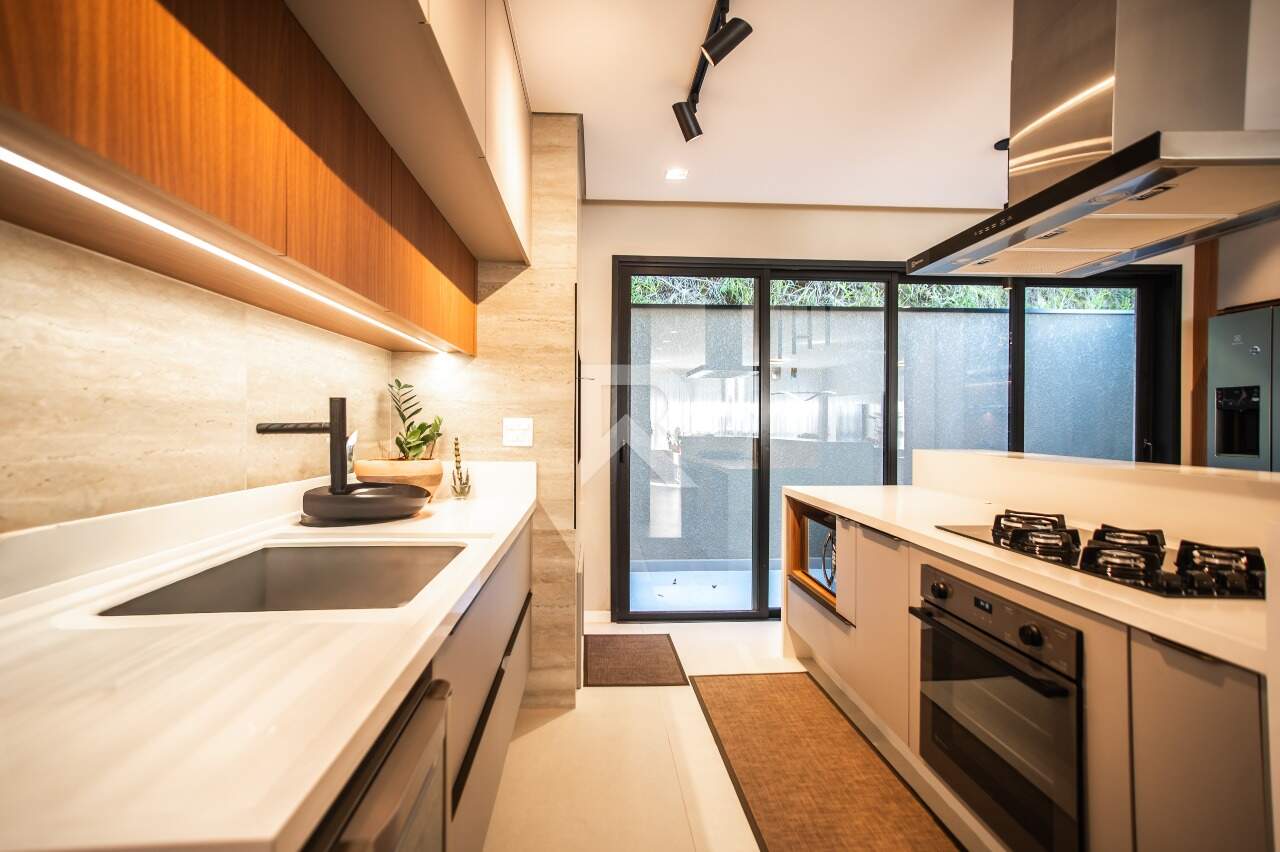 Casa em Condomínio com Vista Livre, 3 suítes 4 vagas à venda, 250 m² - Campo Comprido - Curitiba/PR miniatura 10