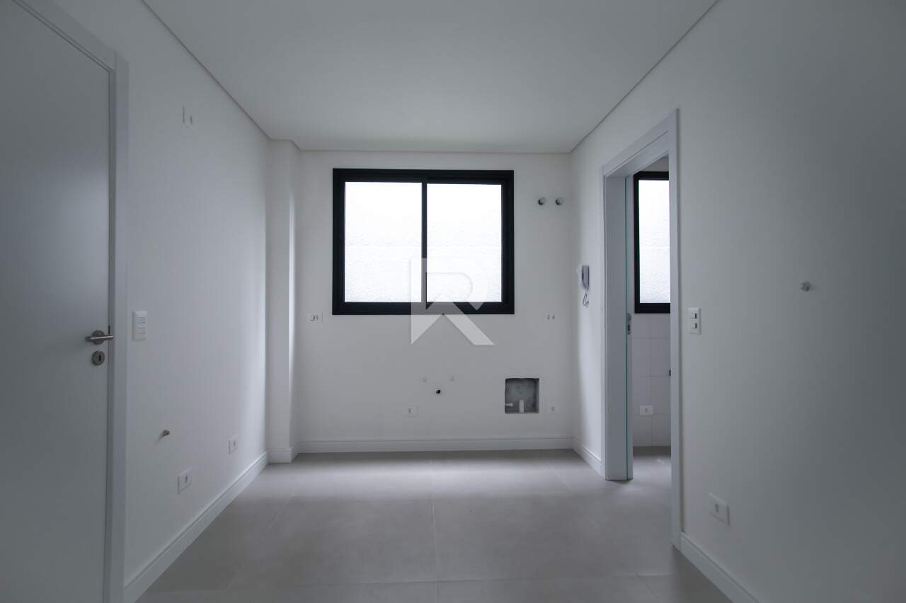 Sobrado Novo em Condomínio com Quintal, Terraço, 3 suítes, 4 vagas e 256m2 à venda - Santo Inácio, Curitiba miniatura 8