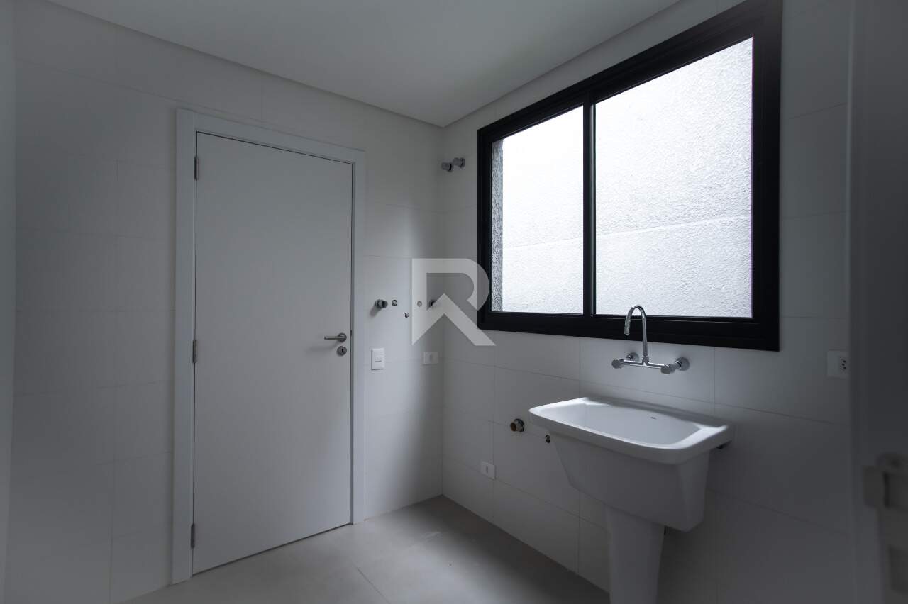 Sobrado Novo em Condomínio com Quintal, Terraço, 3 suítes, 4 vagas e 256m2 à venda - Santo Inácio, Curitiba miniatura 12