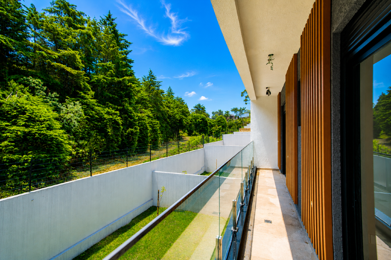 Sobrado Novo em Condomínio com Quintal, Terraço, 3 suítes, 4 vagas e 256m2 à venda - Santo Inácio, Curitiba miniatura 26