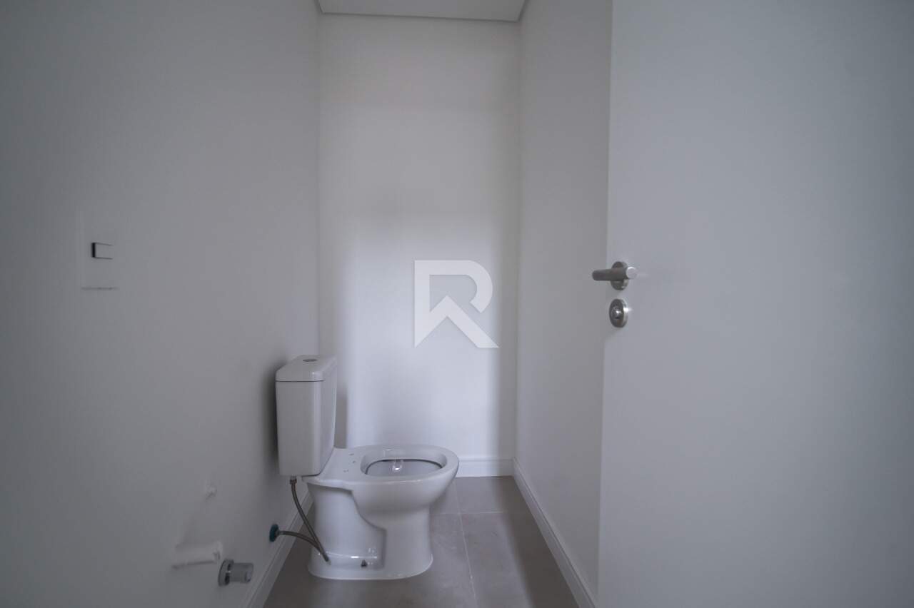 Sobrado Novo em Condomínio com Quintal, Terraço, 3 suítes, 4 vagas e 256m2 à venda - Santo Inácio, Curitiba miniatura 7