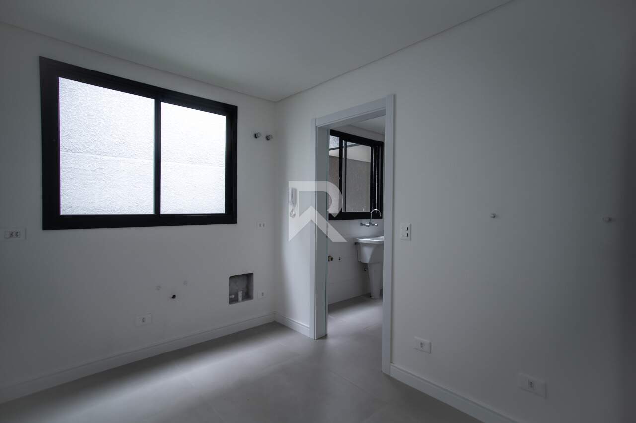 Sobrado Novo em Condomínio com Quintal, Terraço, 3 suítes, 4 vagas e 256m2 à venda - Santo Inácio, Curitiba miniatura 9