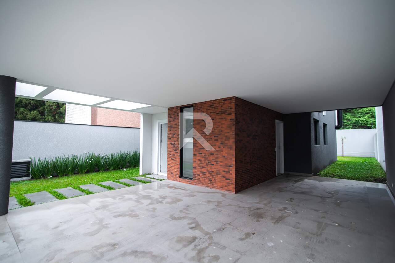 Sobrado Novo em Condomínio com Quintal, Terraço, 3 suítes, 4 vagas e 256m2 à venda - Santo Inácio, Curitiba miniatura 2
