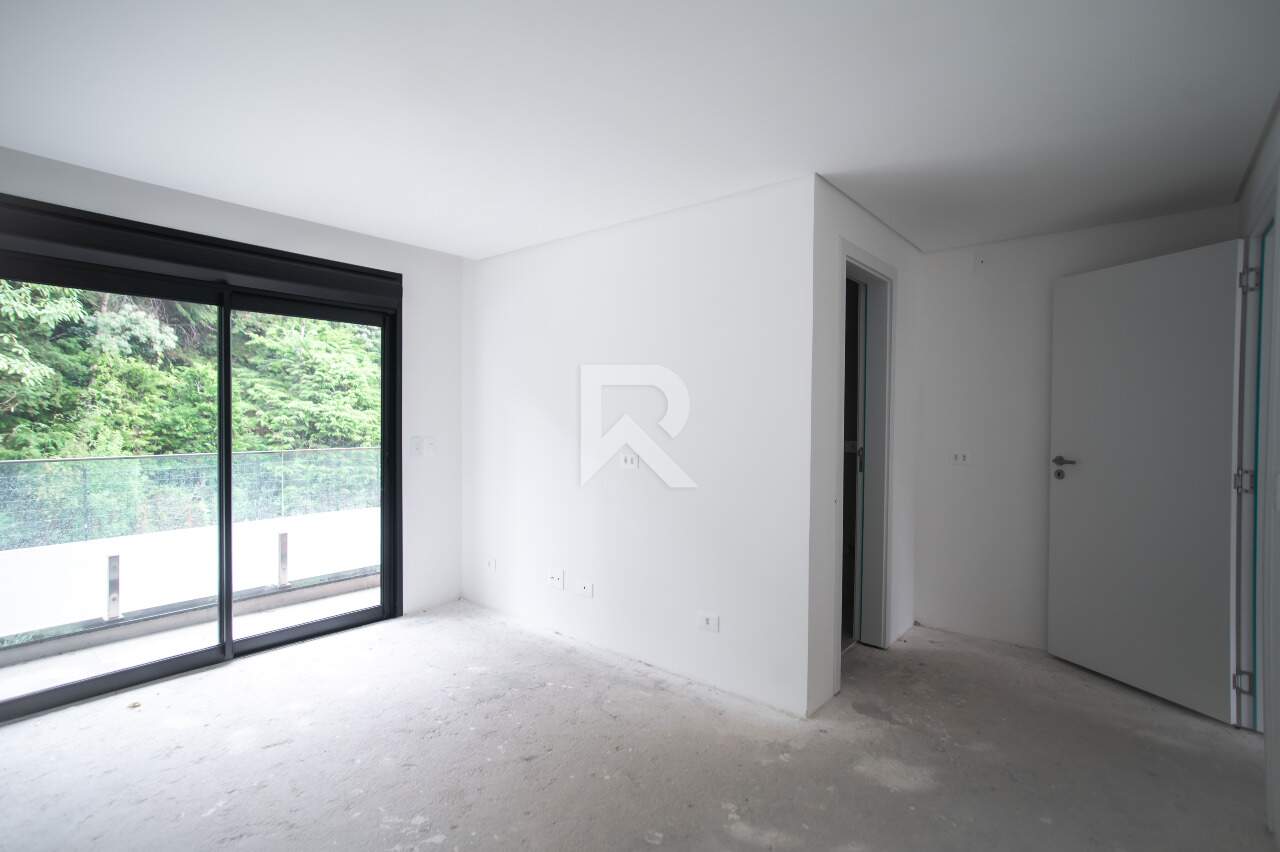 Sobrado Novo em Condomínio com Quintal, Terraço, 3 suítes, 4 vagas e 256m2 à venda - Santo Inácio, Curitiba miniatura 27