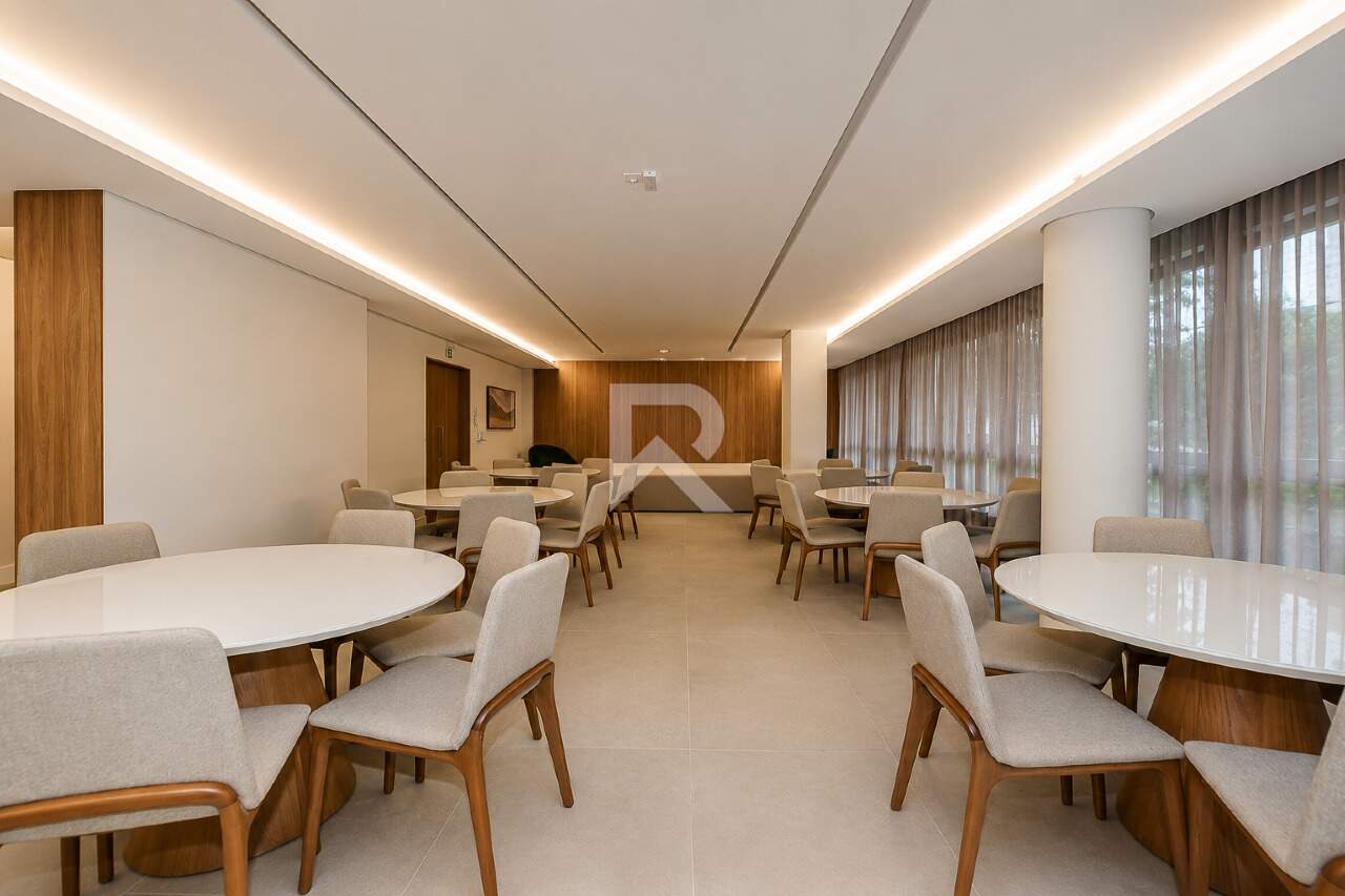 Apartamento Mobiliado em Cond. de Alto Padrão com 230m² e 3 suítes para Locação - Cabral - Curitiba miniatura 13
